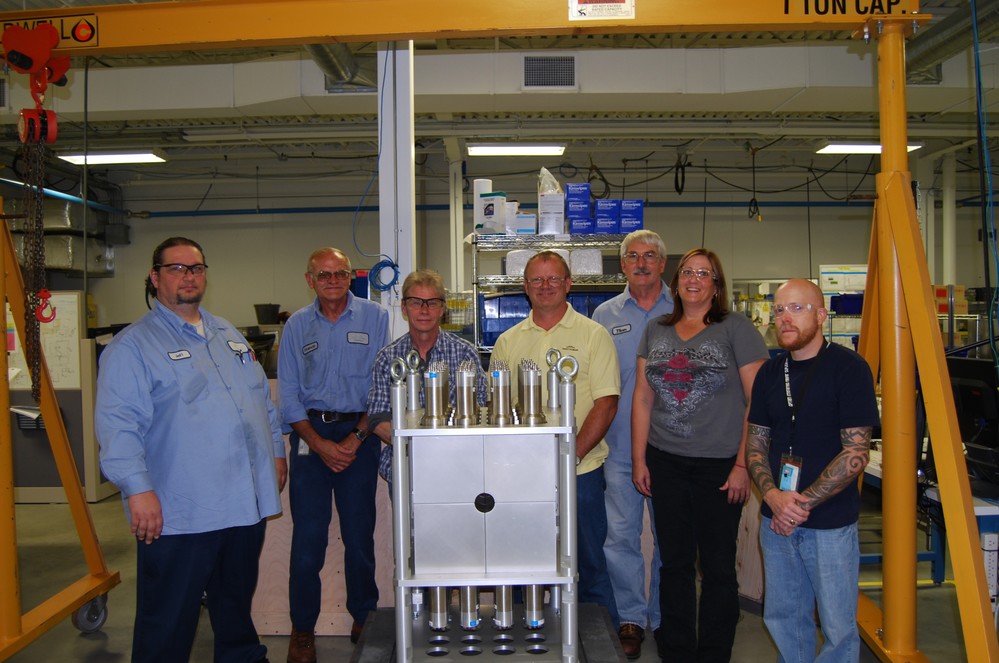 16 Element Spectrometer Build Team 16 Element Spectrometer built for University of Notre Dame. Saint-Gobain Crystals design and build team
