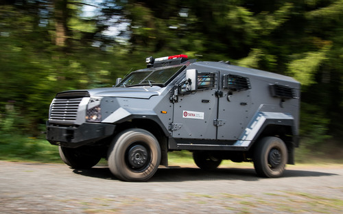 Armored vehicle with Safety windows Armored vehicle with Safety windows