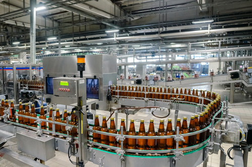 Gauging application for Bottle Filling conveyor bottle filling in factory